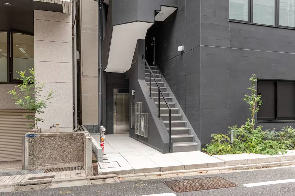 外観 — entrance